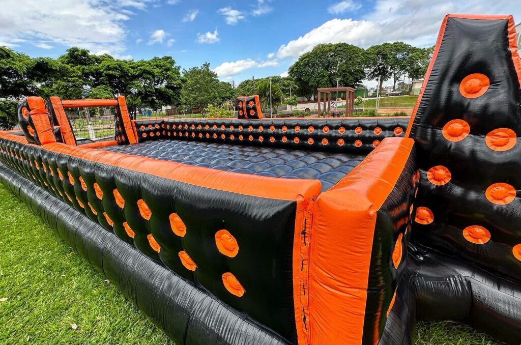 Detalhe da arena inflável