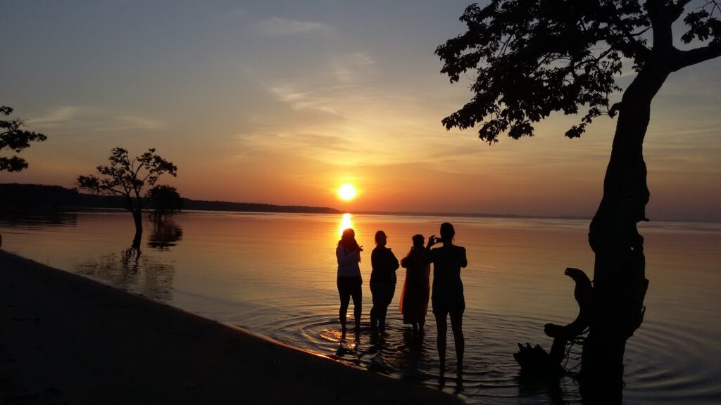 Sunset Boat Tour on the Rio Negro