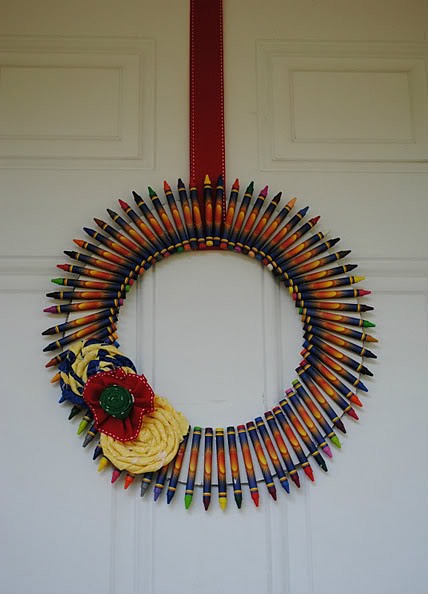 crayonwreathtutorial11serenitynowblog-1