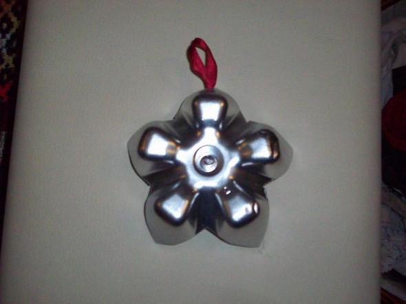 enfeites-de-natal-de-material-reciclado-04