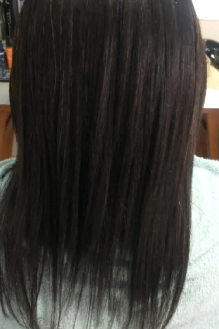 Depois: Liso alinhado em cabelo crespo