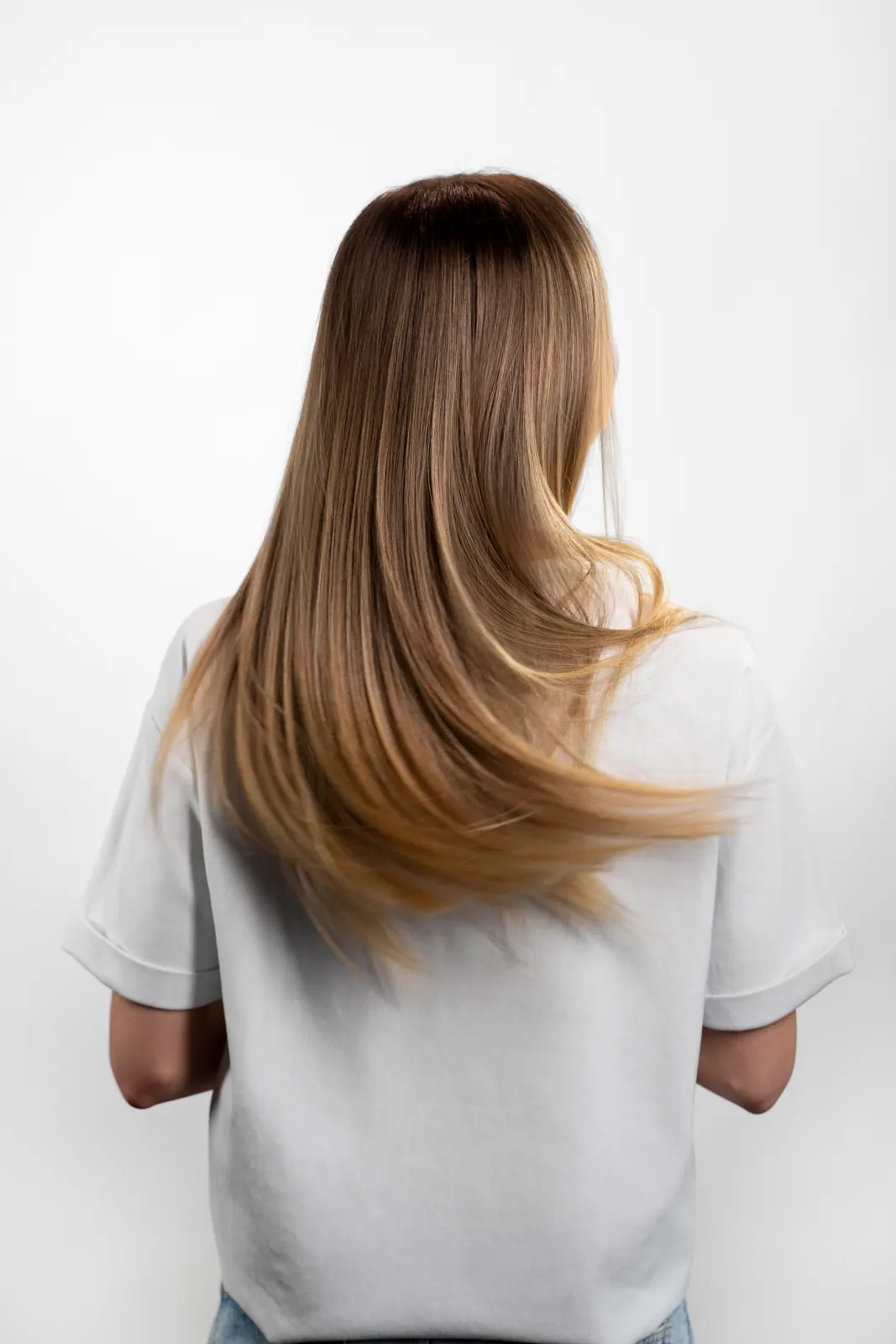Cabelo liso, alinhado e com movimento após a progressiva